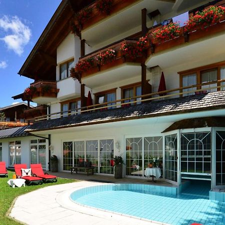 Hotel Jagdhof Riezlern Exteriör bild