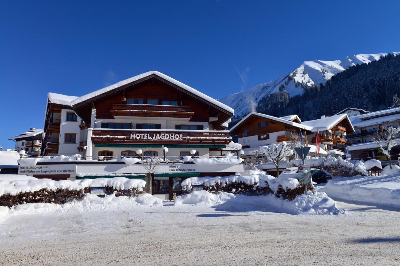 Hotel Jagdhof Riezlern Exteriör bild